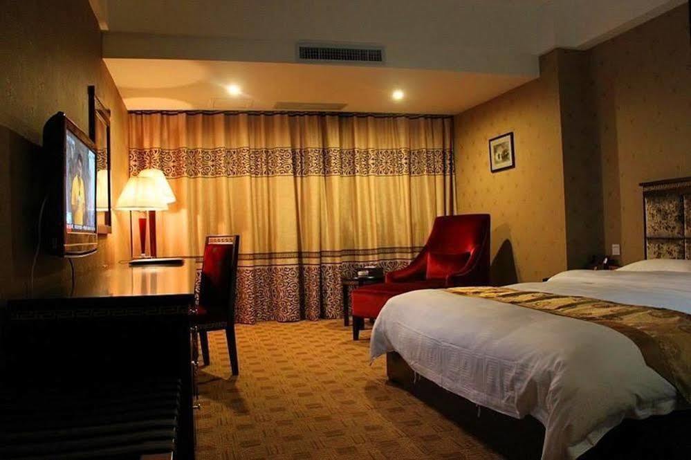 New Beacon Runfeng International Hotel Wuhan Zewnętrze zdjęcie
