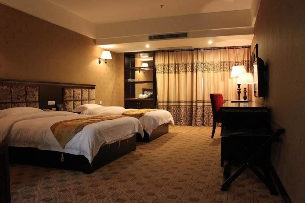 New Beacon Runfeng International Hotel Wuhan Zewnętrze zdjęcie